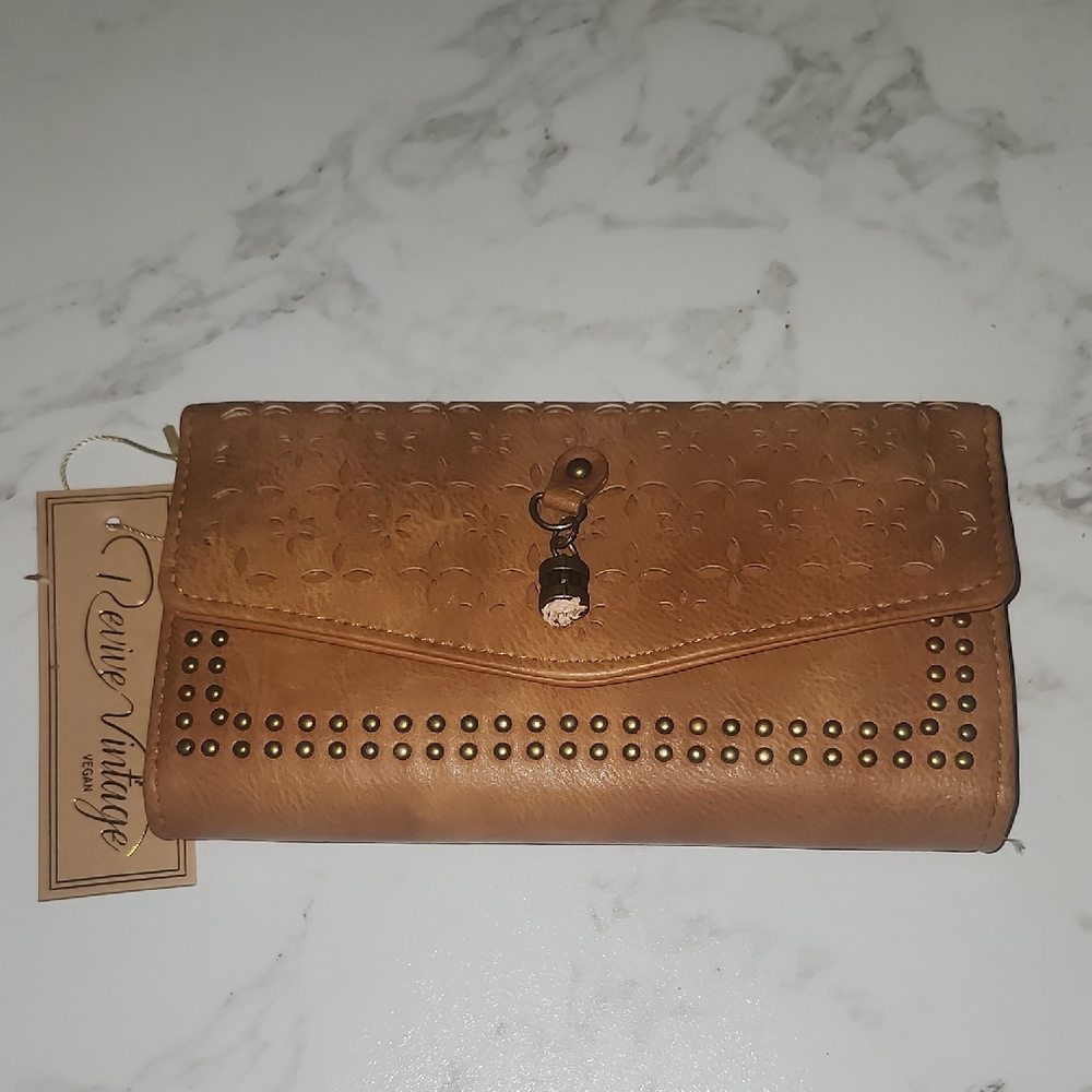 Revive Vintage Wallet